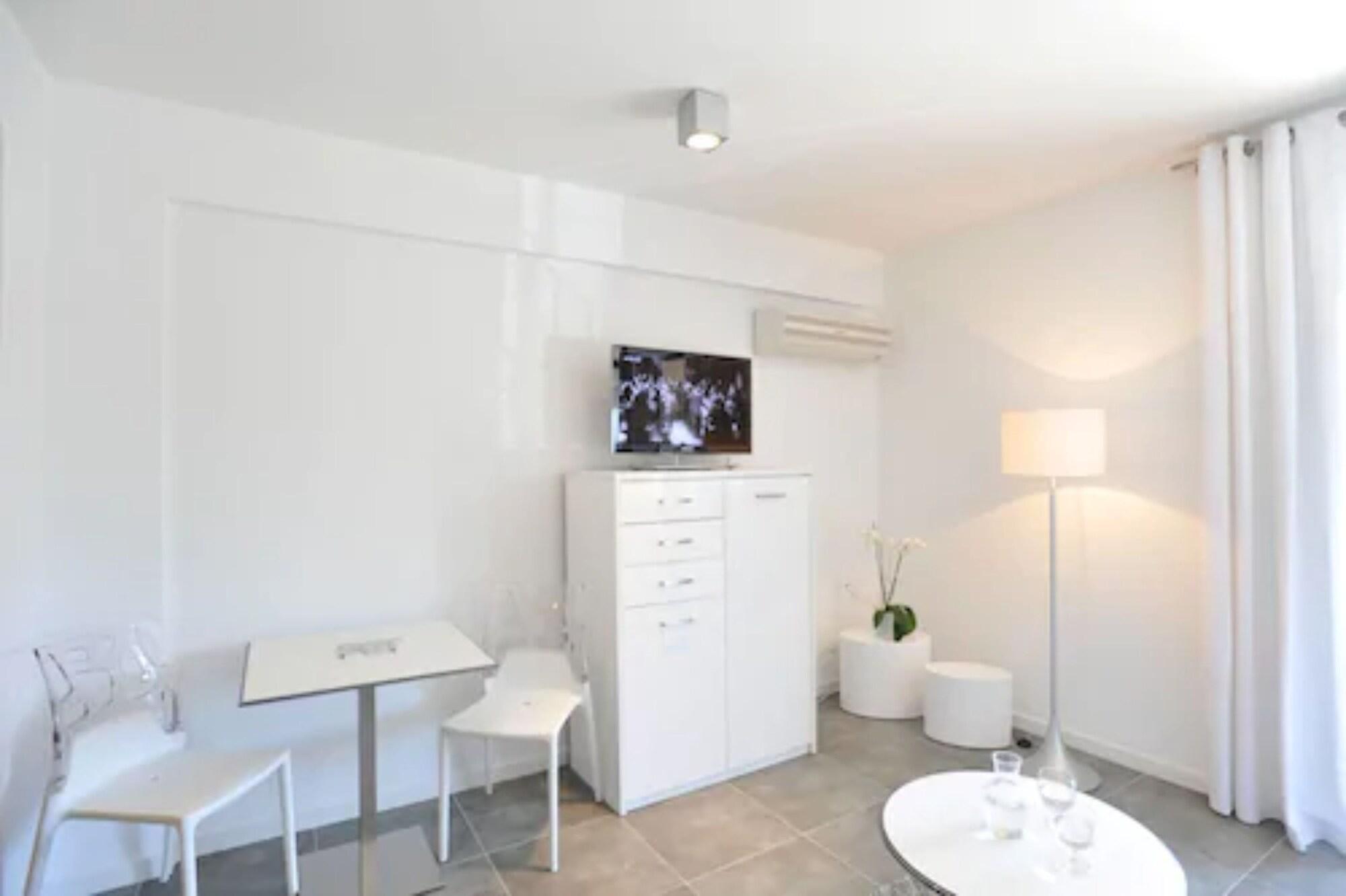 Aparthotel En Aparte Porto-Vecchio (Corsica)