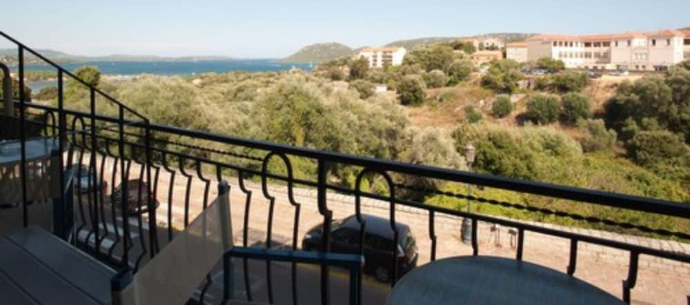 Aparthotel En Aparte Porto-Vecchio (Corsica)