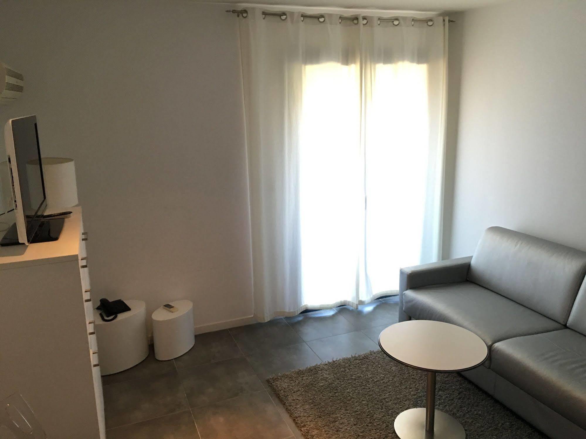 Aparthotel En Aparte 2*